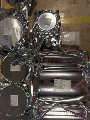 Wafer de sílica fundida durável com resistência mecânica e estabilidade térmica superiores para componentes de semicondutores de precisão