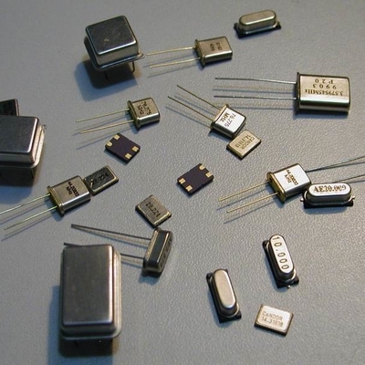 Filtro 1.8V de Crystal Oscillator Resonator RF de quartzo - 3.3V