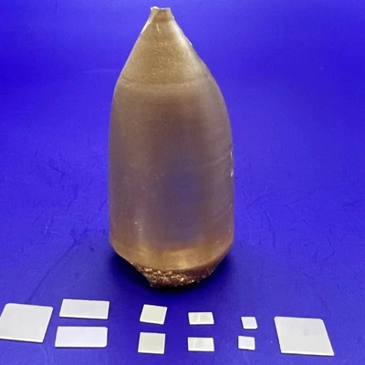 Wafer de cristal quadrado dopado com Fe SrTiO3 para semicondutores 10 mm