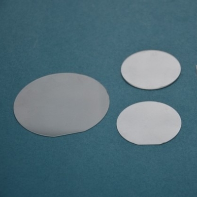 Wafer de safira de 2 a 8 polegadas com perpendicularidade ≤ 3 min de arco para aplicações industriais