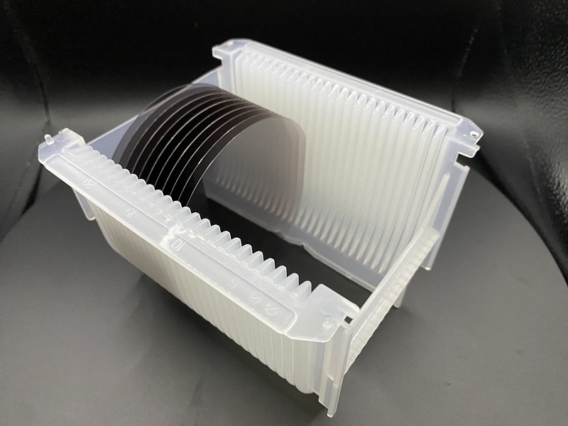 Wafer de niobato de lítio de 4 polegadas com corte de orientação personalizado para vários projetos
