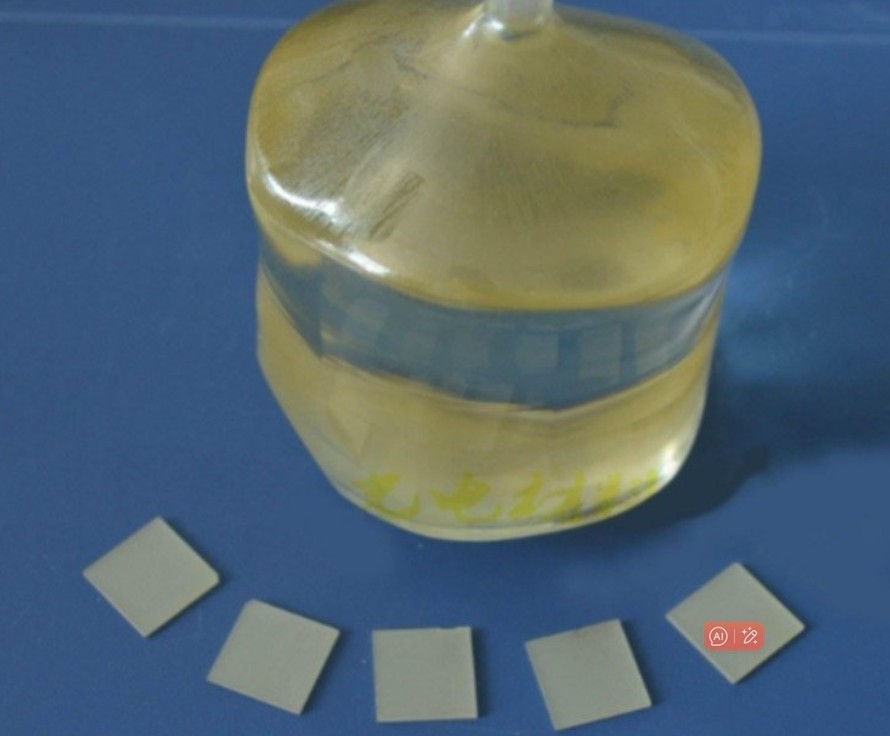 Aumente a sua investigação e inovação com um cristal único SrTiO3 de alta pureza para eletrónica e fotónica avançadas